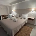 Pacifae كاتيليوس